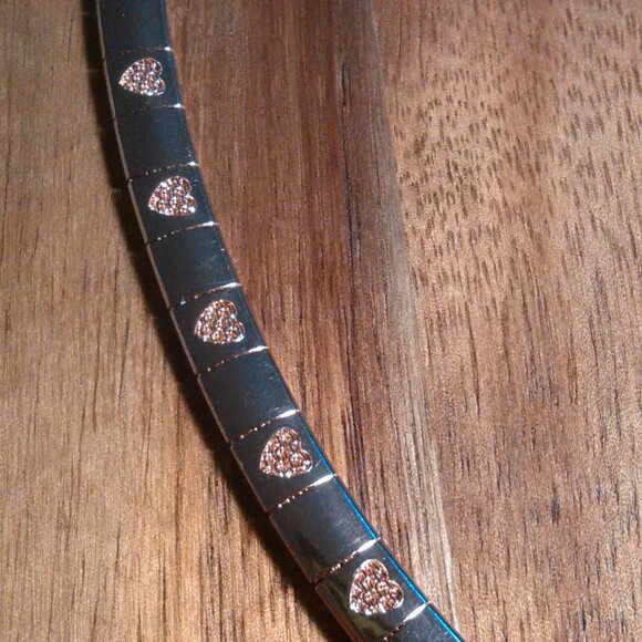 Omega Heart Pattern Collar Ion Plated Rose Gold Over Stainless Steel Necklace - Picture 3 of 11